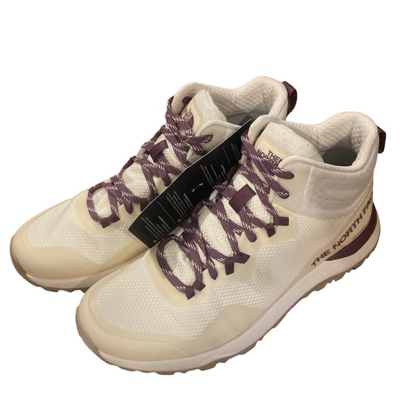 The North Face Activist Mid Futurelight Hiking Boots - Picture 1 of 8